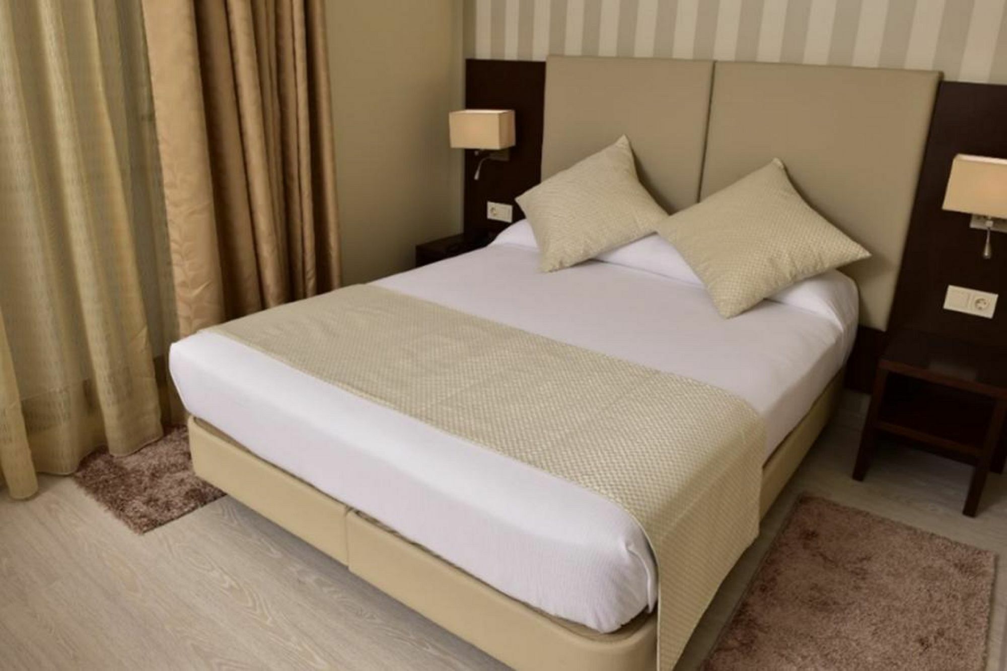 Az Hotels Zéralda Eksteriør bilde